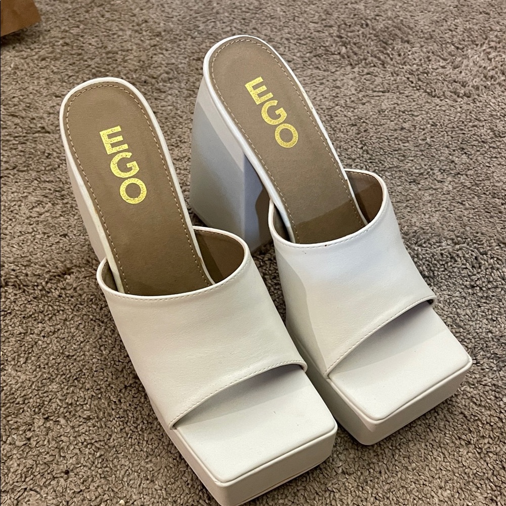 EGO White Square-Toe Platform Mule Heels SZ UK7/US9